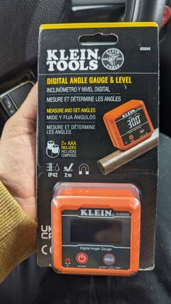 Klein Tools Digital Angle Gauge & Level