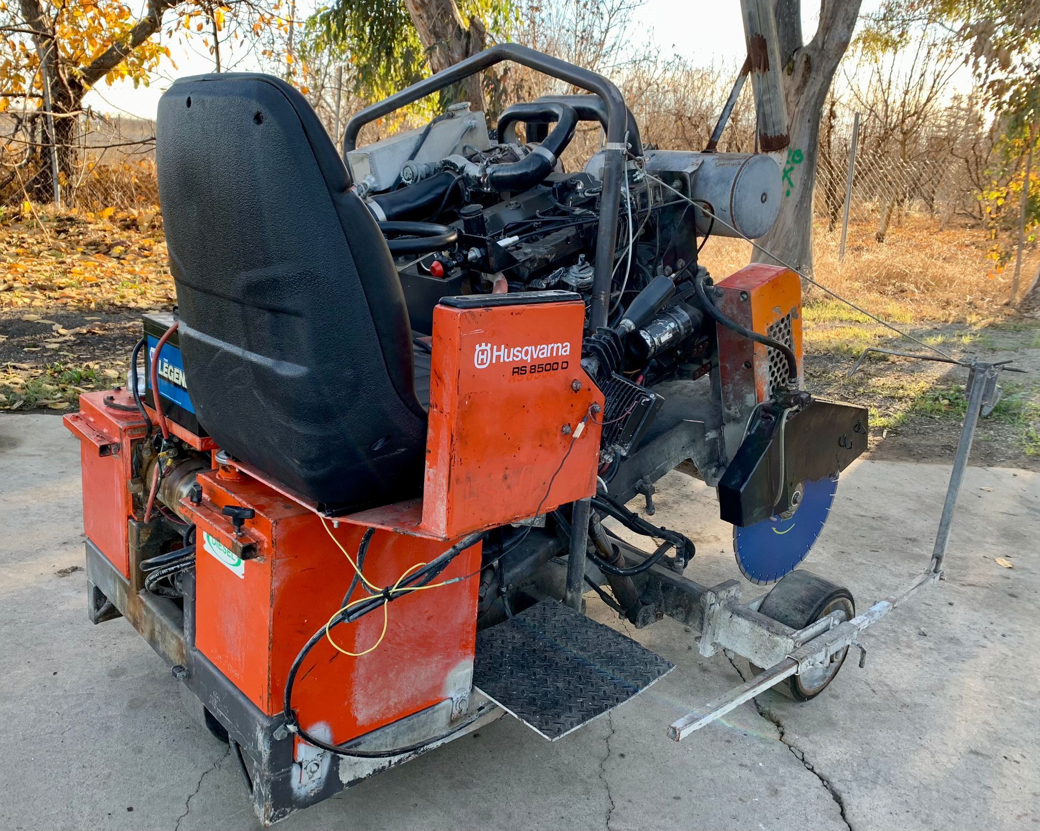 Husqvarna Rider saw (20 inches)