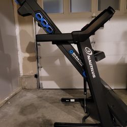 Nautilus T616 Treadmill for Sale in Monroe, WA OfferUp