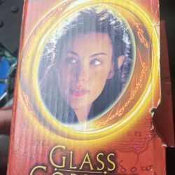 Lord of the Rings: The Fellowship of the Ring Arwen the Elf glass goblet. 