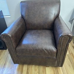Chair ( Big, Comfy, Swivel )