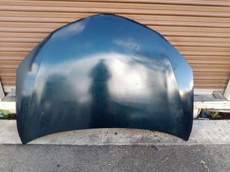 2014-2019 Toyota Corolla hood OEM.