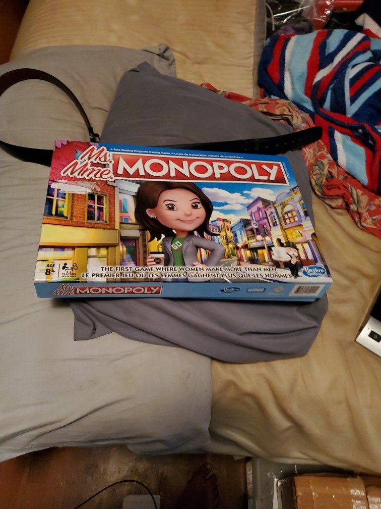Mrs. Monoply Board Game