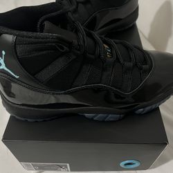 Jordan 11 Gamma Size 9…….