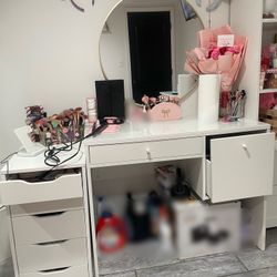Makeup Vanity 