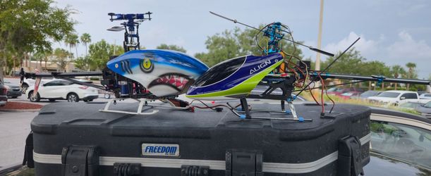 2 electric hellicopters