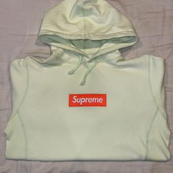 Supreme Box logo