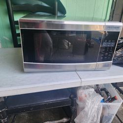 Frigidaire Microwave 