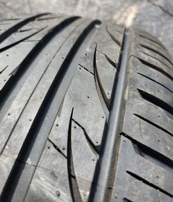 Infiniti QX30 tire & rim