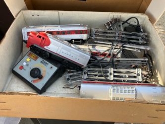 Lionel Model train