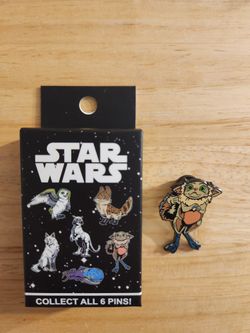 Her Universe Exclusive Star Wars Creatures Blind Box Pin Bogling