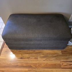 Brown Ottoman 24x44