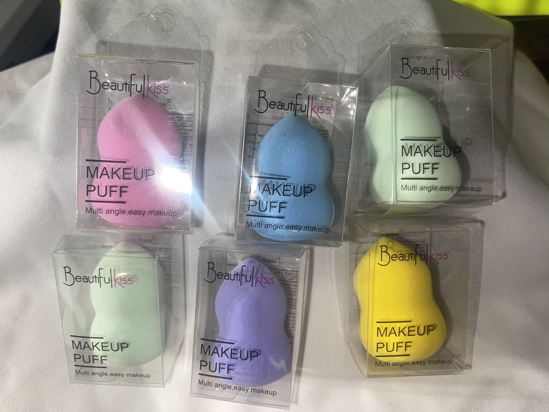 Beauty Blender $1