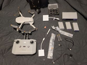 Mini 2 fly more combo plus more...really good condition & will fly it for you
