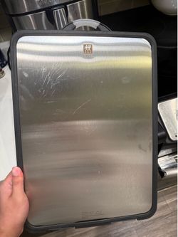Zwilling Double-Sided Cutting Board – Stainless Steel & Plastic