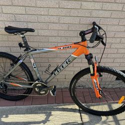 Trek 4300 Alpha RST Mountain Bike 