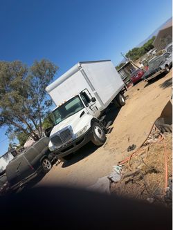 international Box truck
