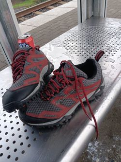 Columbia Men's Size 7