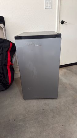 4.4-CuFt Mini Fridge