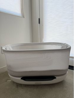 Graco SmartSense Soothing Bassinet