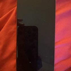 iPhone 15 Pro Max Locked T-Mobile   256 Gb 