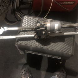 2011 Ford Explorer wiper motor and linkage