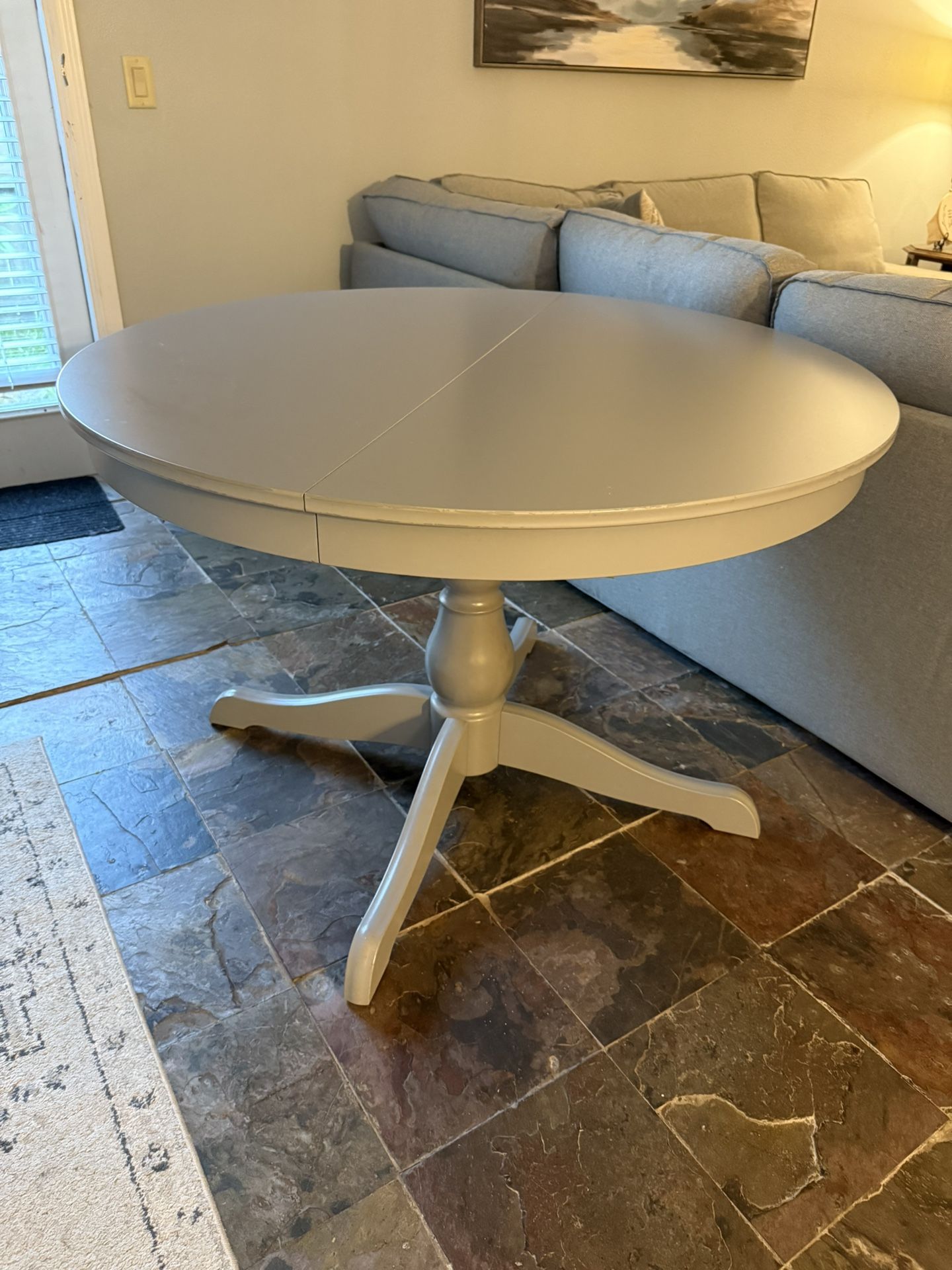 Extendable Dining Table 