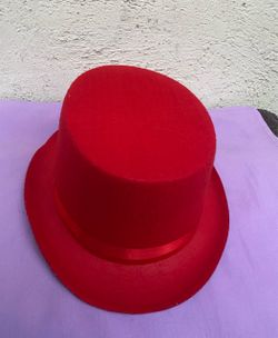 Red Velvet Top Hat