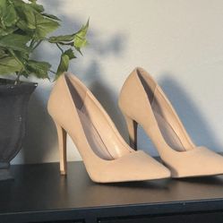 Never Worn Beige Pumps