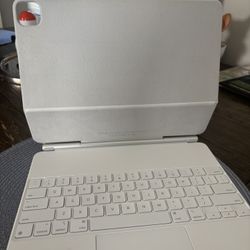Apple Magic Keyboard 