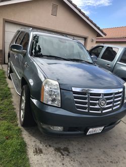 2008 clean title 125.000 miles