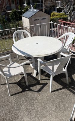 Outdoor Table And Chairs