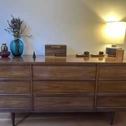 Vintage Dresser and Nightstands Set