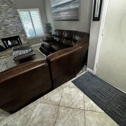 Leather Couch With Recliners