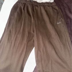 Alo Yoga Sweats 