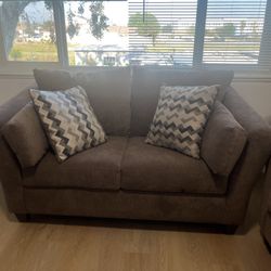 Couches / Couch Set