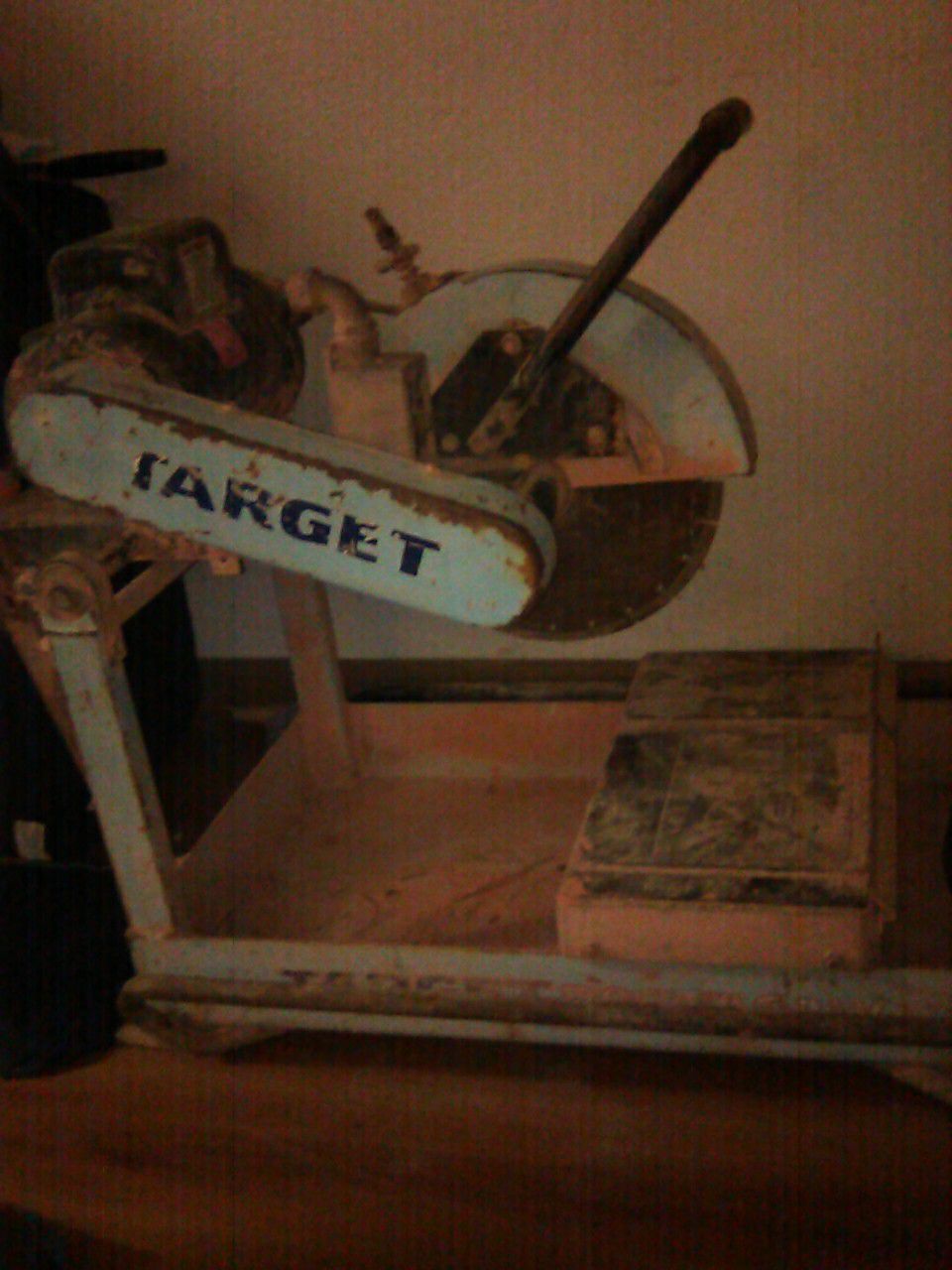 Target 14" wet dry mason block saw