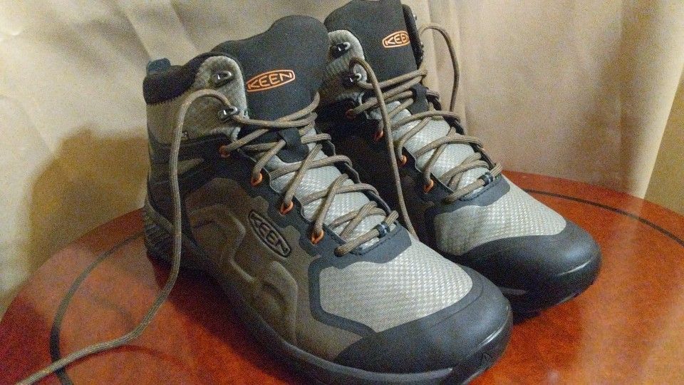 Brand new Keen Waterproof Hiking Shoe Size 12 Men's