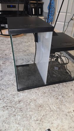 Beta/ tropical fish tank  double tank 5gal total