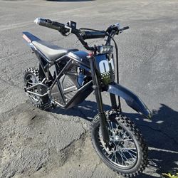 Brand New ROGUE Emoto, Emotos, 40Mph Emoto, Electric Motorcycles, Electric Scooters, Electric Bikes, Go Karts, Mini Bikes 