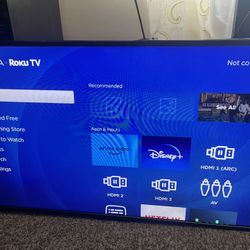 Insignia - 39-inch HD Smart TV (wall mount included)