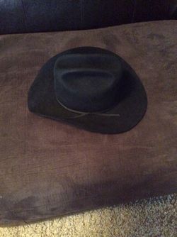 Black cowboy hat