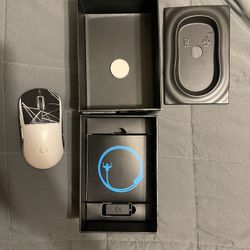 Logitech Pro Superlight X 