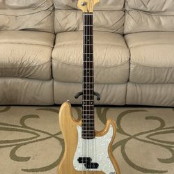 1993 Squier P-Bass