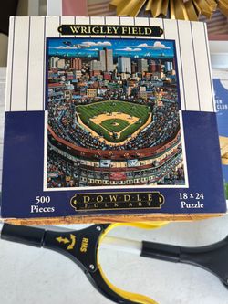 Dowdle Folk Art WRIGLEY FIELD 500 Piece Jigsaw Puzzle in Suitcase Chicago Cubs