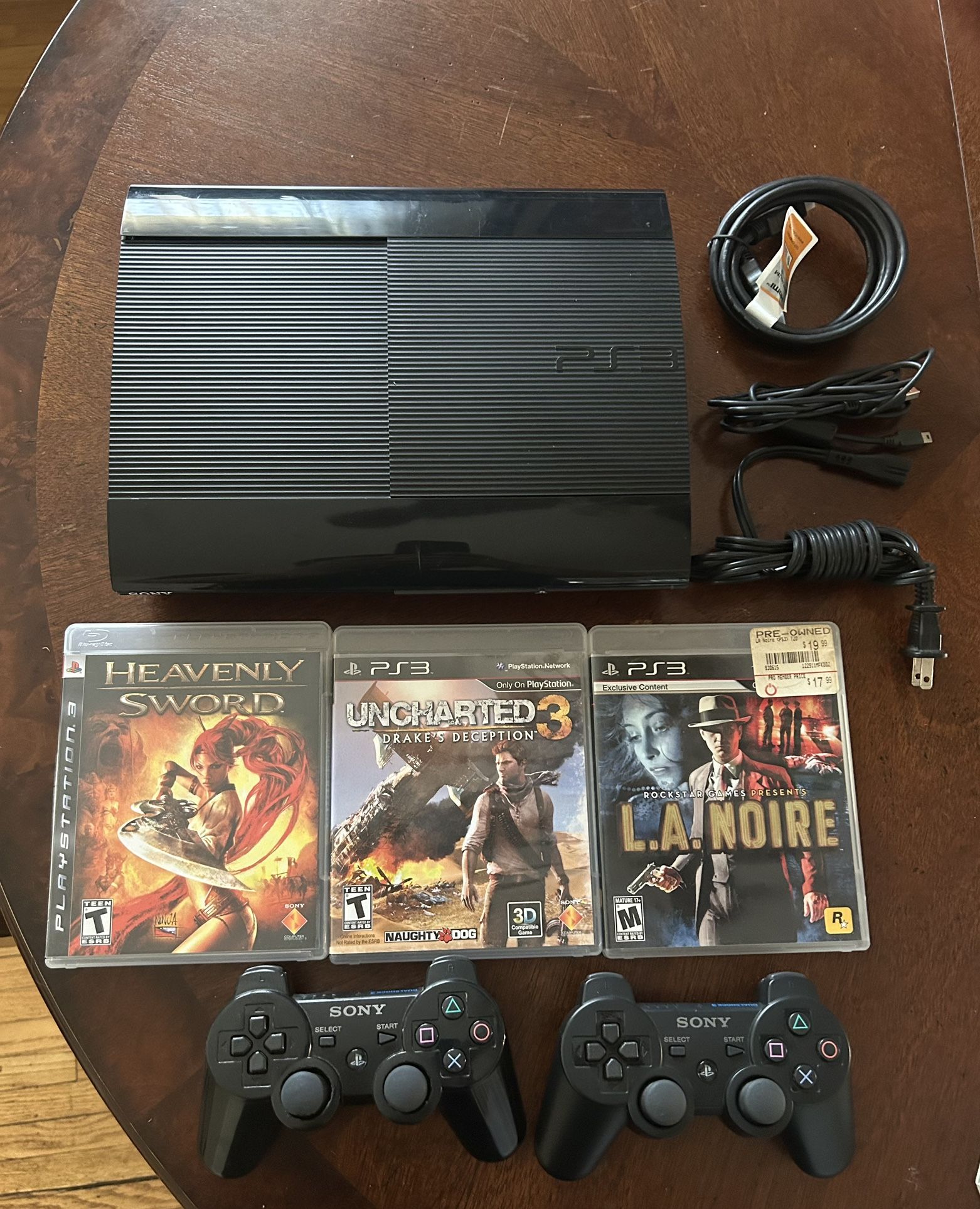 PlayStation 3 Slim Bundle 500gb