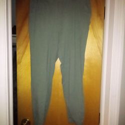 Very Nice Ladies Size Medium 32 Degree Cool Pants