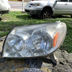 2005 Toyota 4Runner oem Headlights 