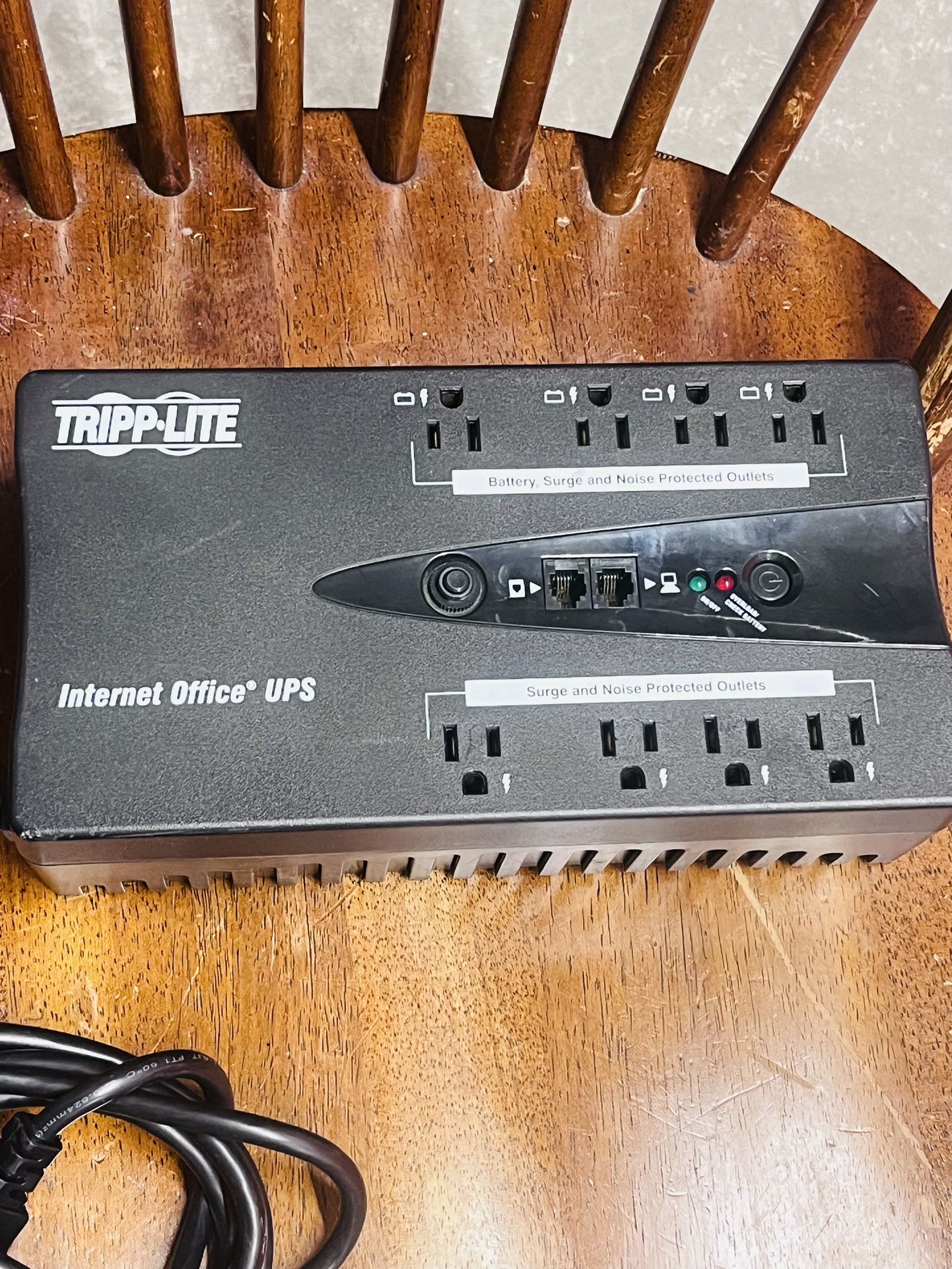 TRIPP LITE 15 Amp 550 VA Flat Pack Mount Standby Backup Uninterruptible Power Supply