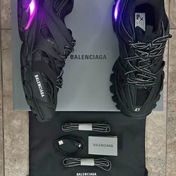 Bakenciaga LED Tracks 